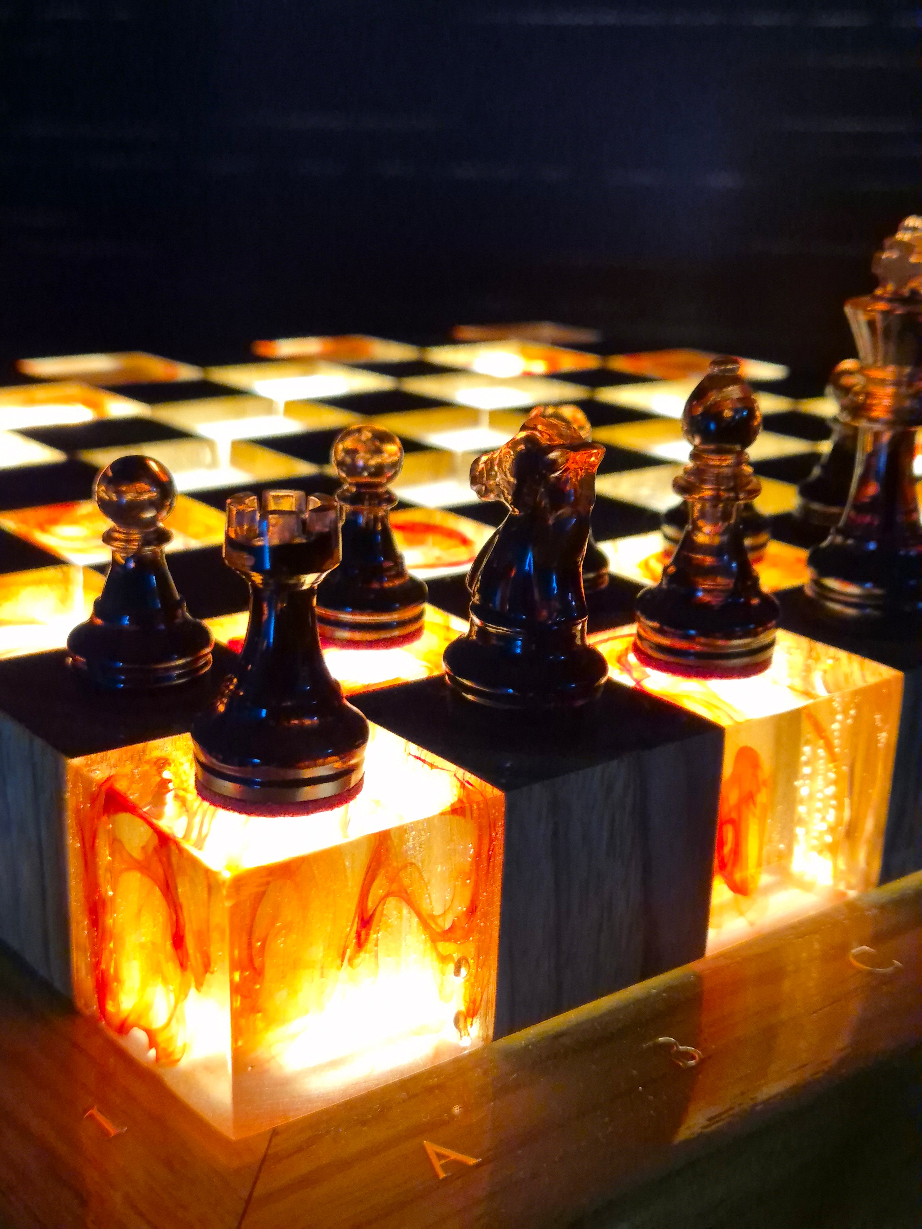 Luminous Inferno - Illuminated Teak & Resin Chess Set with Lava-Inspired Elements